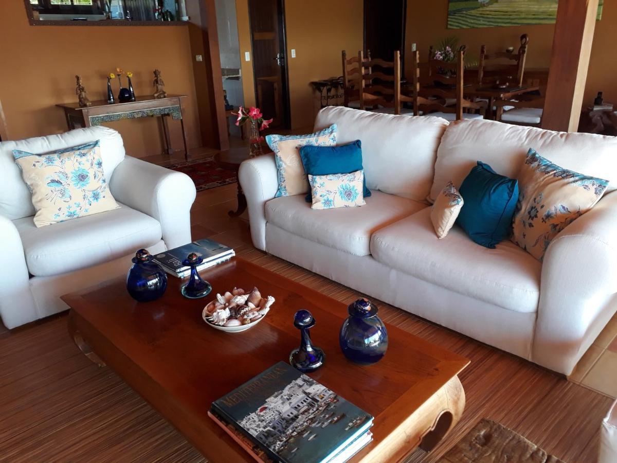 Luxury Suites Vila Indonesia Garopaba Bagian luar foto