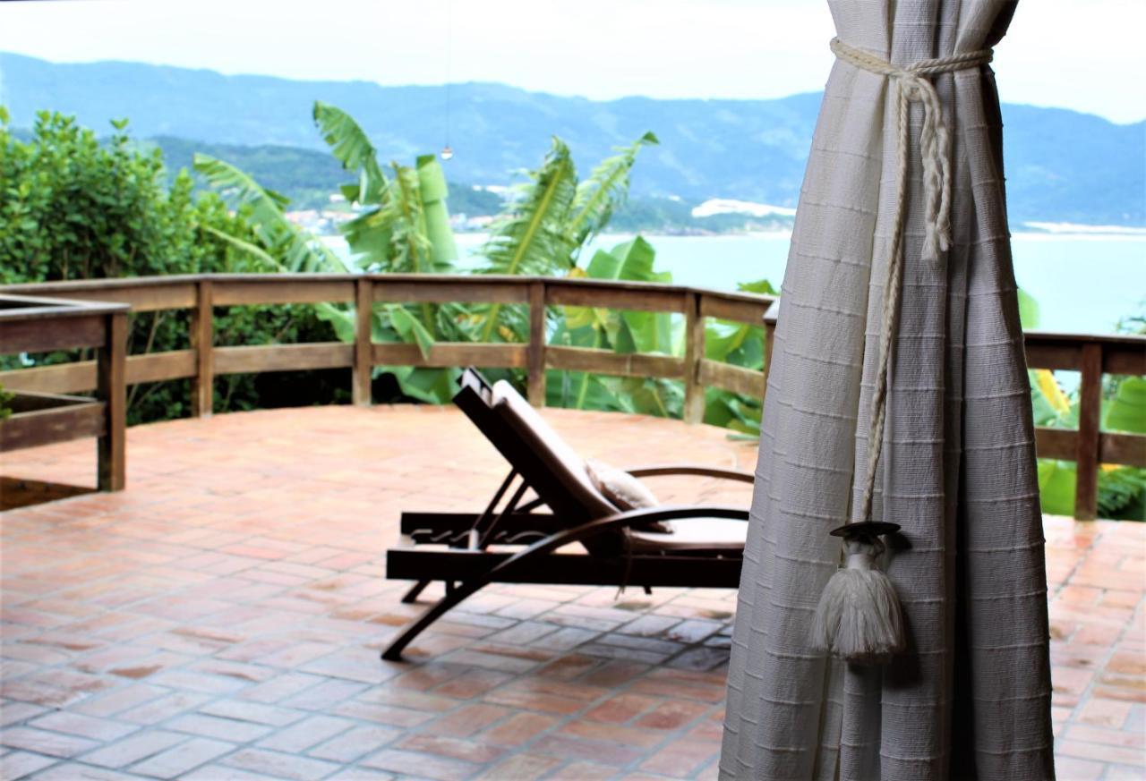 Luxury Suites Vila Indonesia Garopaba Bagian luar foto